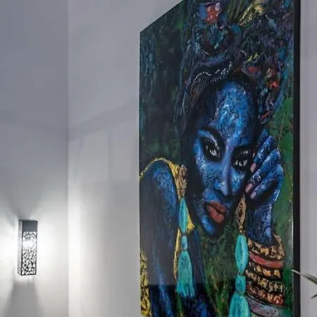 Fantastic Loft With An Exquisite Design Daire Valensiya